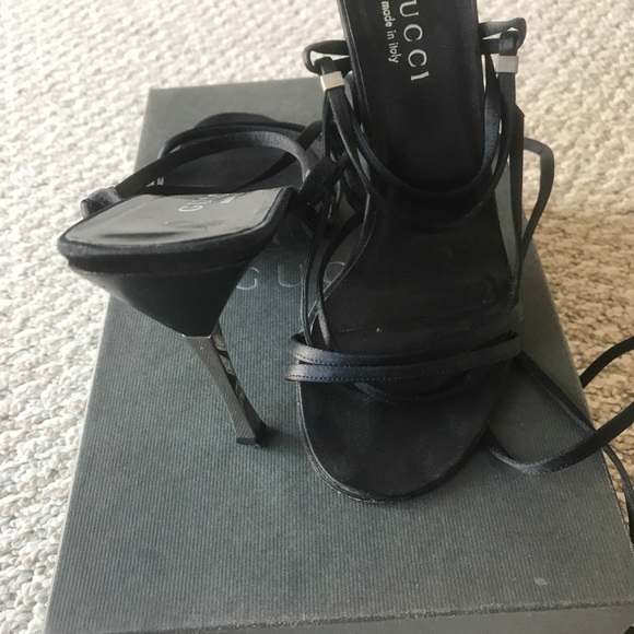 🖤GUCCI SANDALS🖤 - Picture 1 of 3